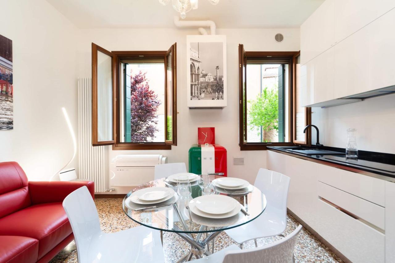 Just Urban Stays - Castello 5067 Boutique Apartment ヴェネツィア エクステリア 写真